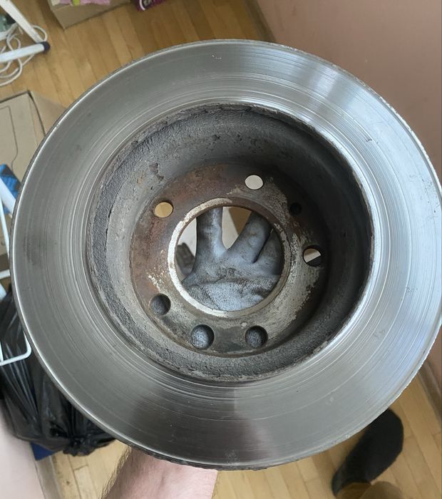 Продам передні гальмівні диски на Mercedes Sprinter W 903