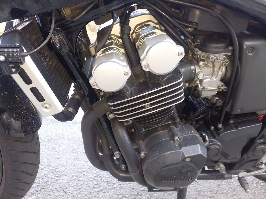 Yamaha FZS 600 Fazer – Apenas 45.500 km (Impecável)
