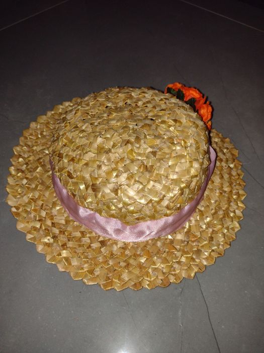 Kapelusz słomiany dożynkowy na jasełka dziecięcy dla dziewczynki, zesp