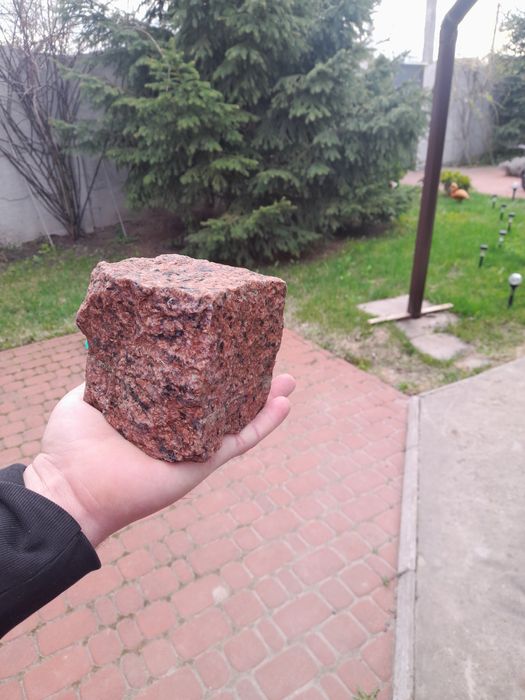 Гранітна бруківка