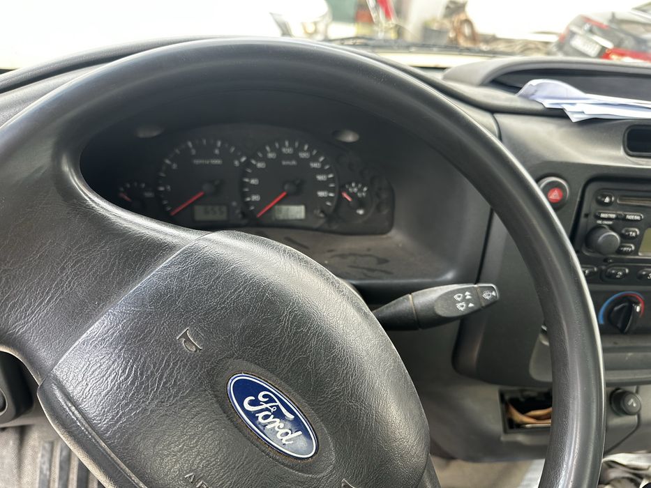 Ford transit caixa aberta