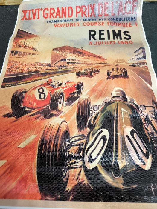 Poster decorativo novo com estética retro, perfeito para amantes de Formula 1 e clássicos. Réplica fiel do cartaz do Gr