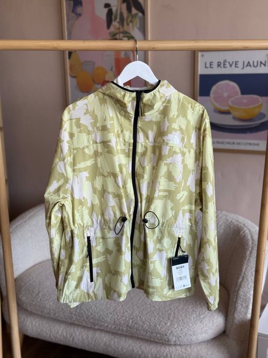 Вітровка куртка жіноча The north face S