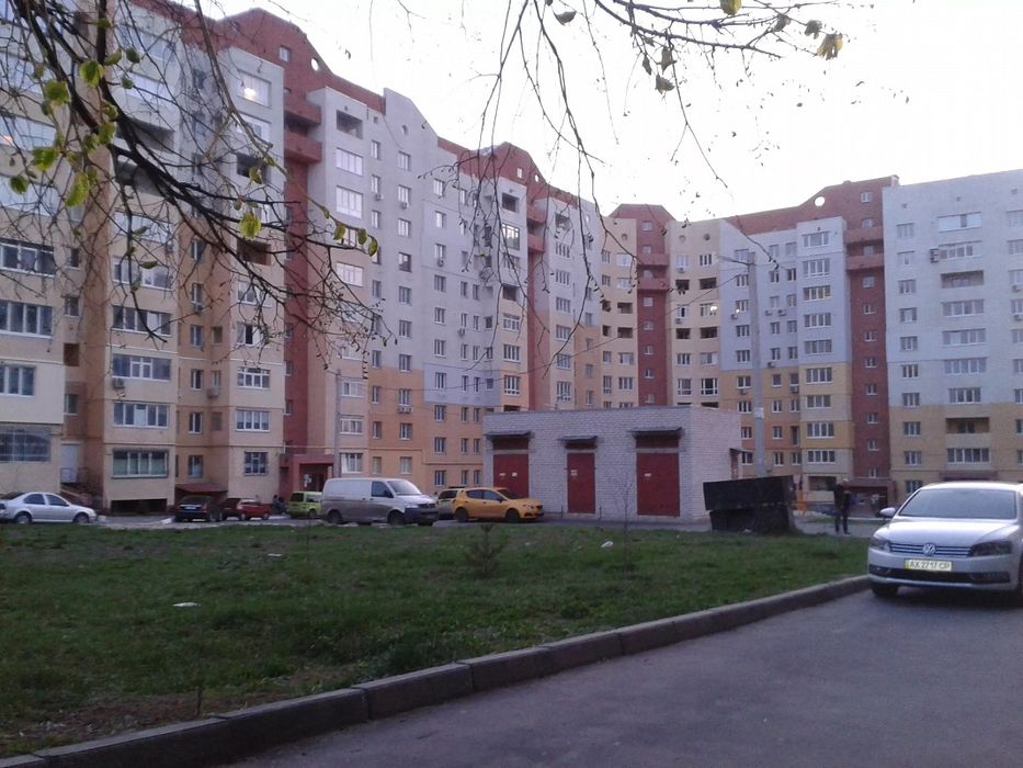 1 этаж.Салтовка. Героев труда..Новостройка.