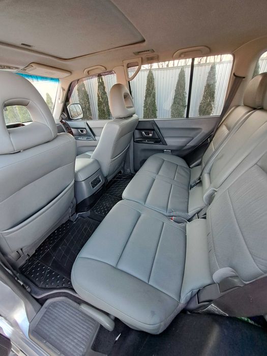 Mitsubishi Pajero Wagon