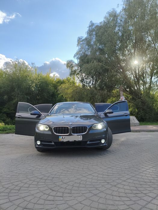Продам бмв ф 10, 520і