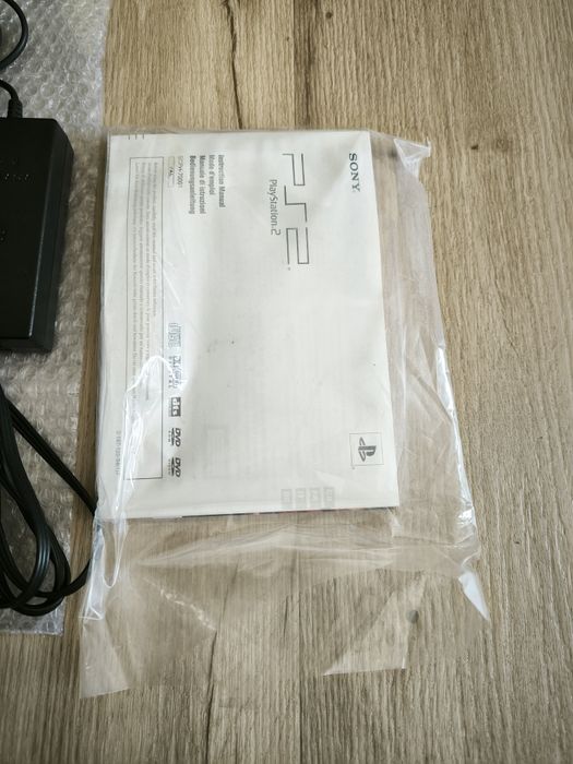 PlayStation 2 Slim 100% completa (Setúbal)