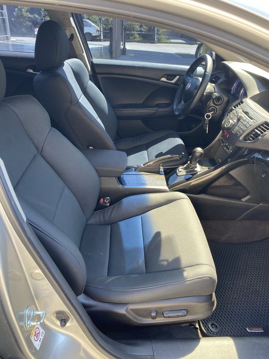 Honda accord 8 2.4