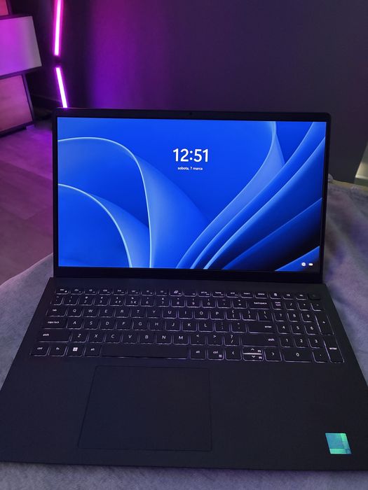 Laptop Dell Vostro 3510