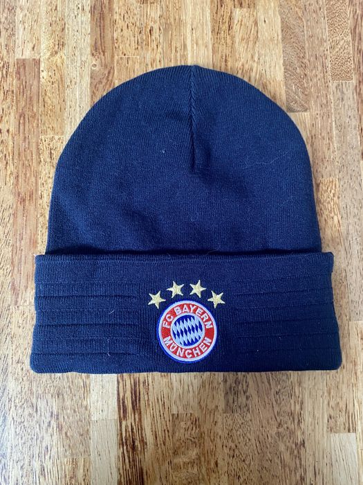 Czapka Bayern Monachium oryginalna Adidas