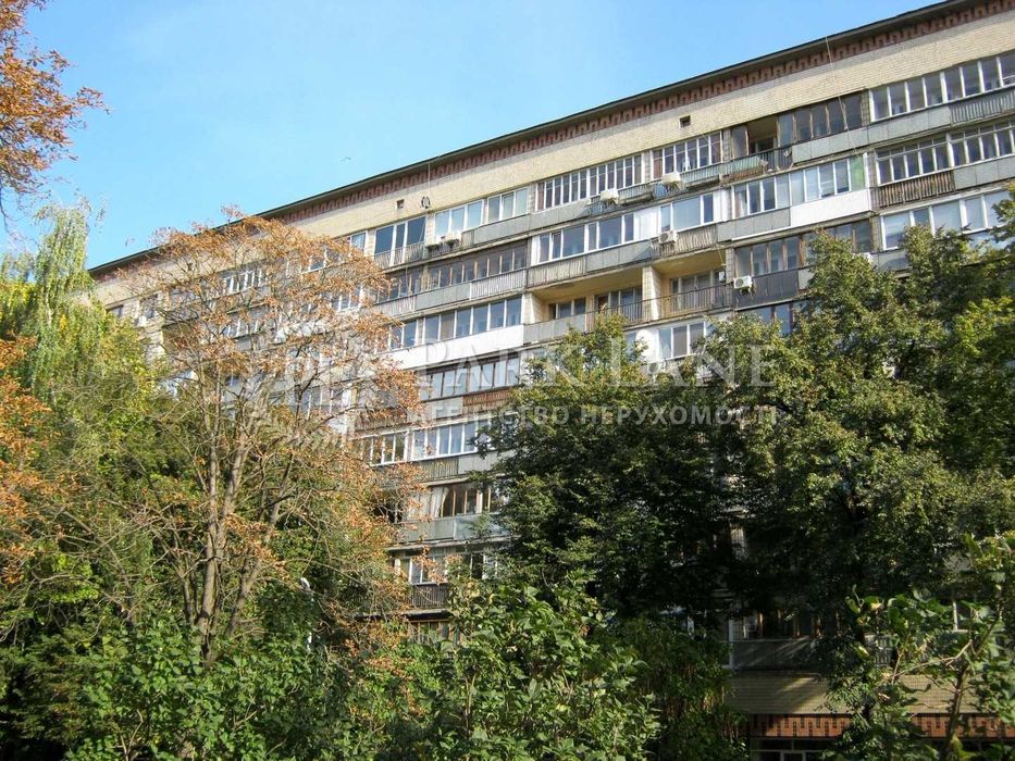 Арсенальна Центр Парк Вічної Слави Печерськ Цегляний Буд. Совмін в парковій місцевості Суворова Мазепи Князів Острозьких Ремонт ГАЗ 94 м2 3 спальні