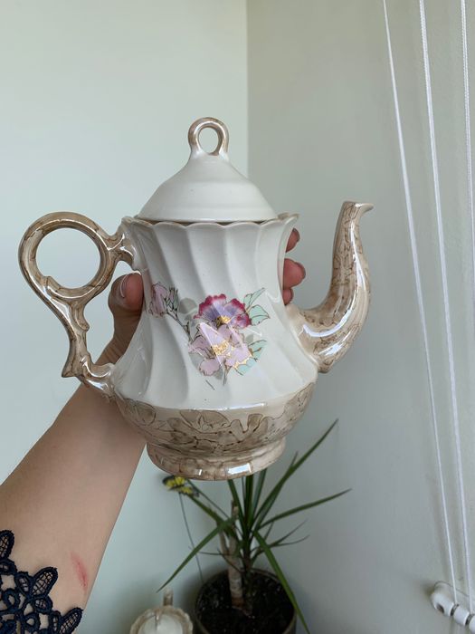 Продам сервіз 14 предметів