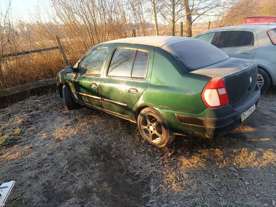 Рено Симбл 2004 1,4 бензин