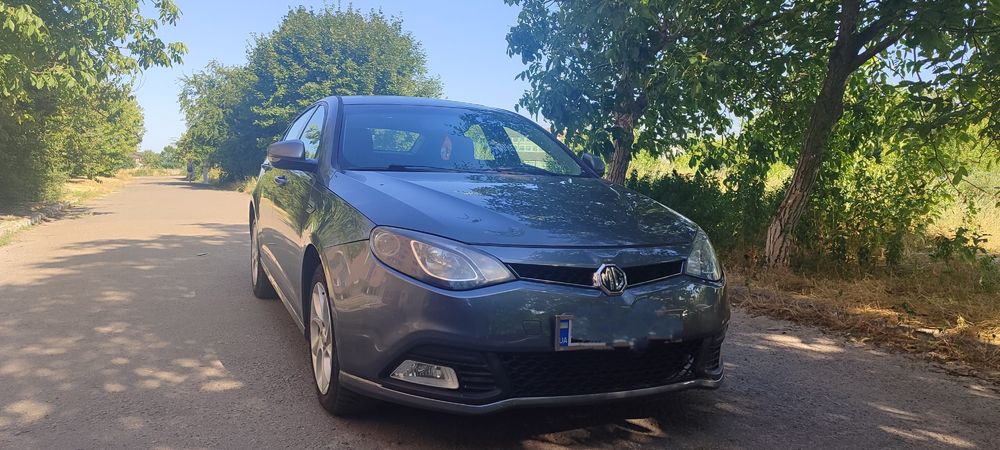MG 6, 2012