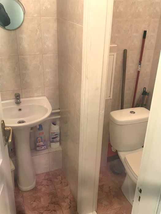 Без комиссии Оренда под бьюти вода 1 этаж м.Голосеевская 5 мин