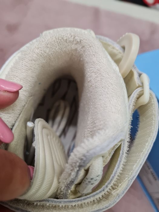 Sneakersy Adidas ciepłe za kostkę 36.2/3