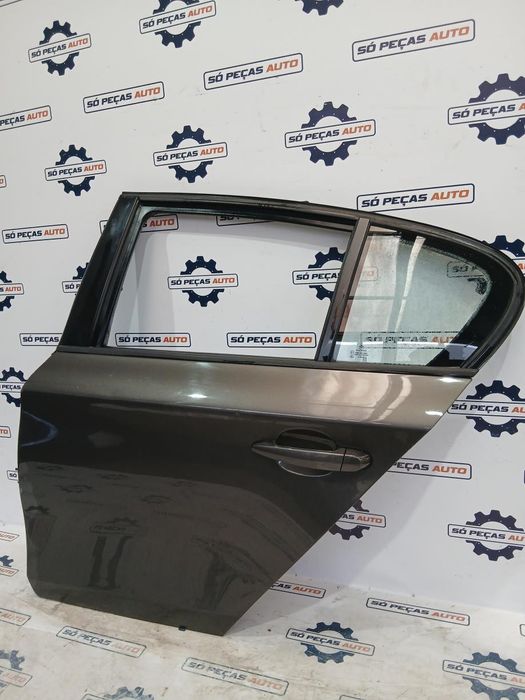 PORTA TRASEIRA ESQUERDA  BMW E87 2.0D 118D 2007-2011 ANO: 2008
