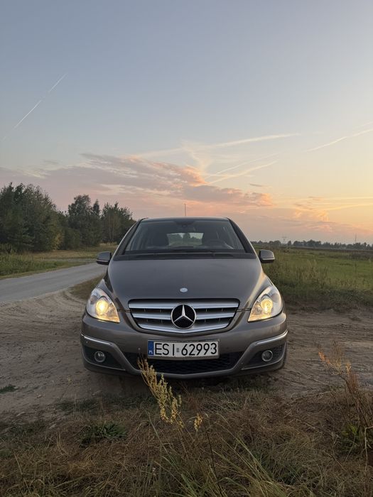 Mercedes Benz B klasa B180