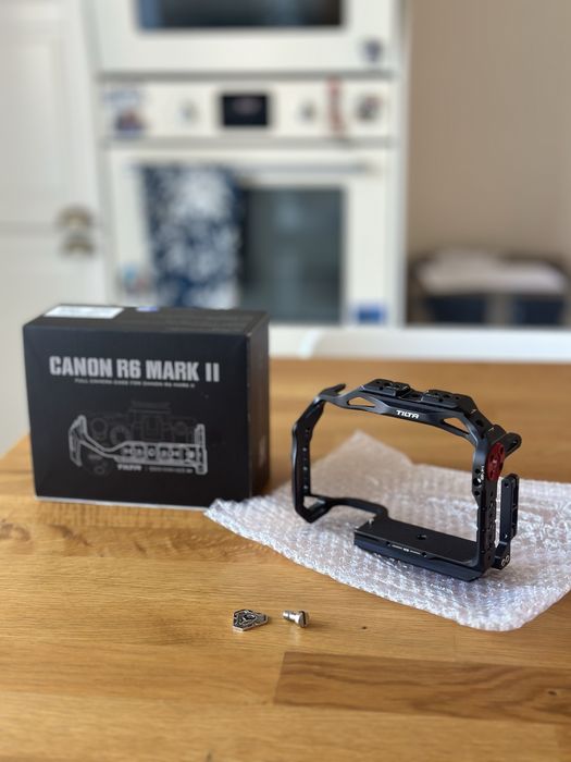 Klatka operatorska Tilta TA-T45 do Canon R6 Mark II i III– Black