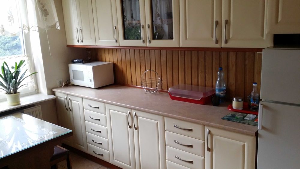 Pokój dla dziewczyny 11m za 800 zł bez dodatkowych opłat, ul. Wiejska