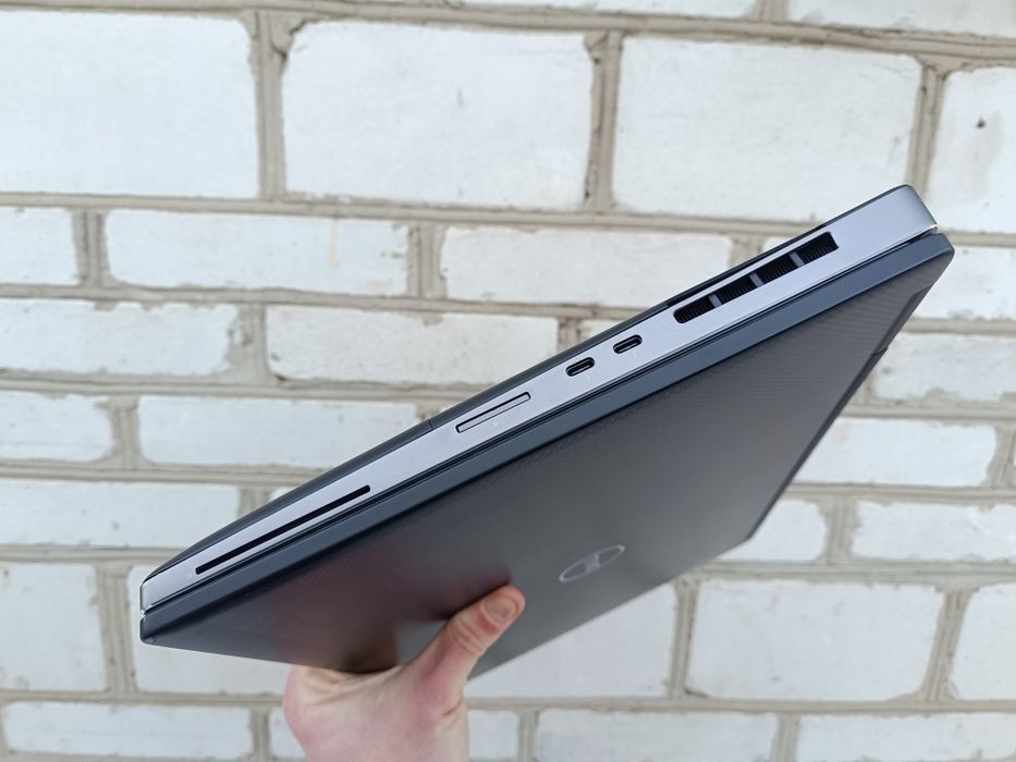 Як новий, 17.3",  Ігровий ноутбук DELL (i5 8400H/16/512/Р3200 6GB)