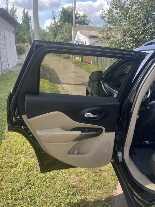 Jeep Cherokee 2019 з ГБР