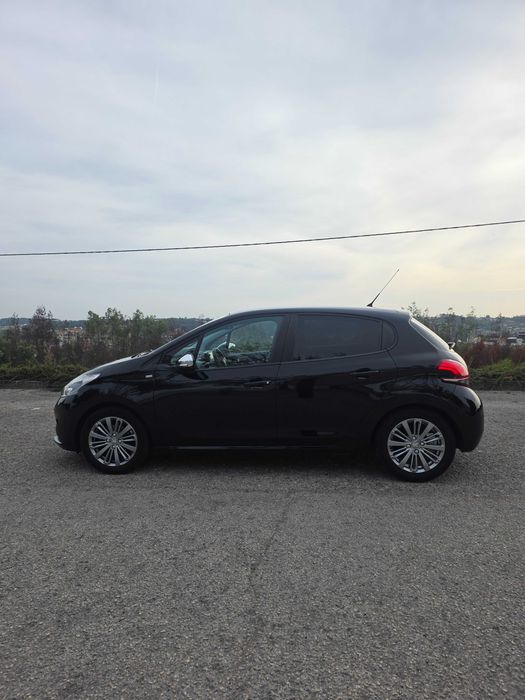 Peugeot 208 Pure Tech Gasolina
