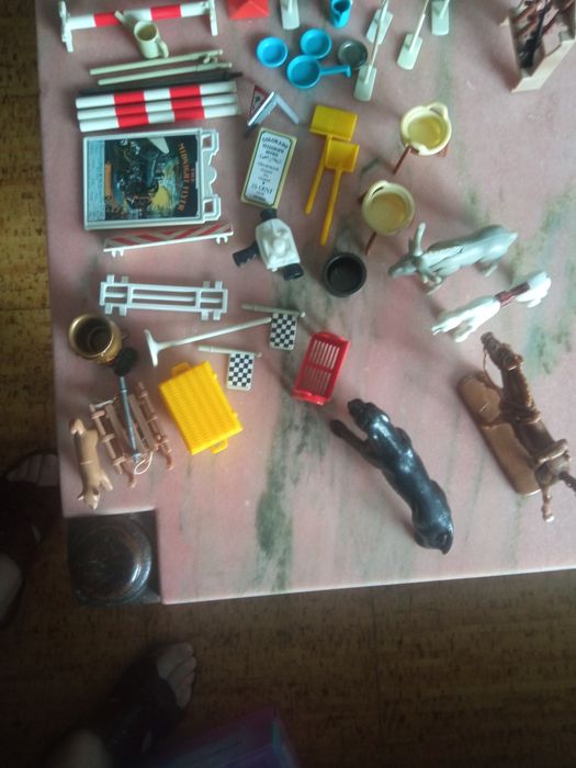 Variados acessórios da Playmobil