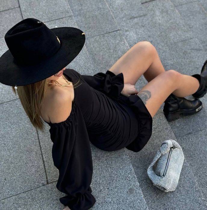 Сукня плаття……..