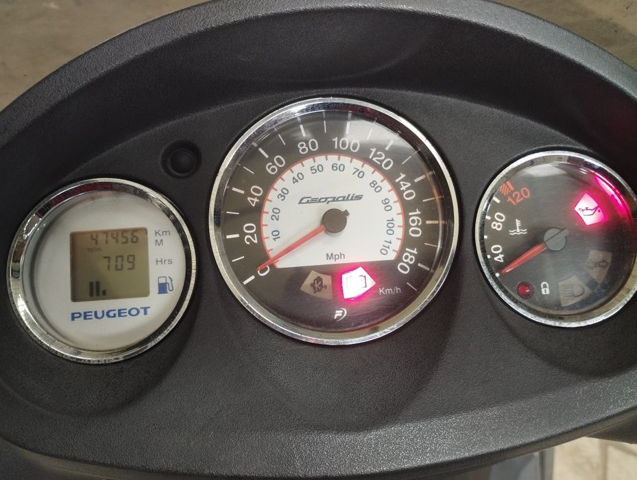Scooter 500 Peugeot Piaggio