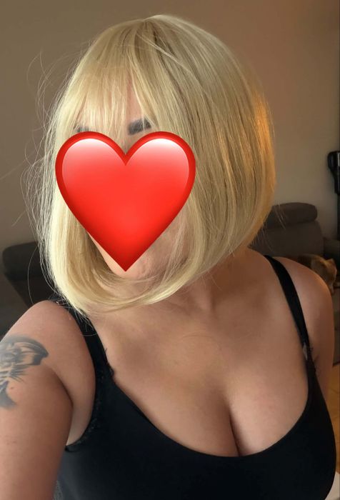 Peruka bob blond włosy do ramion