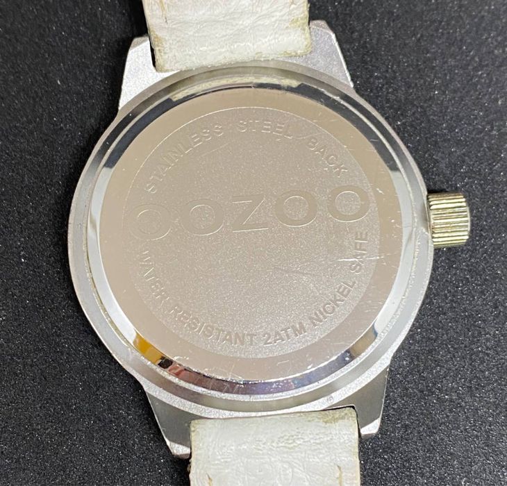 Женские часы OOZOO