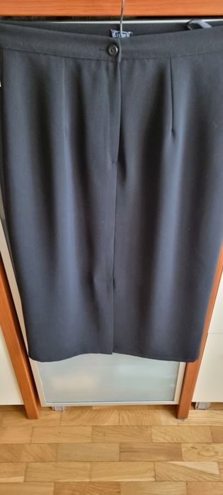 Spódnica czarna midi M
