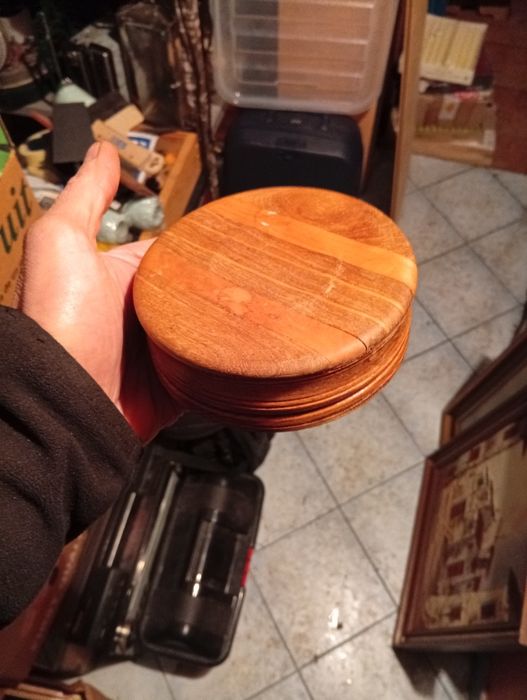 Szachy,stare drewniane szachy