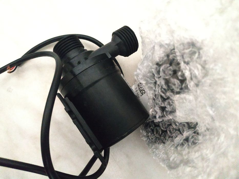 Насос циркуляційний 12вольт 800л/год  безщітковий