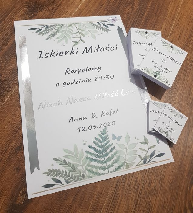 Iskierki Miłości,  plakaty, świeca, instax, księga gości