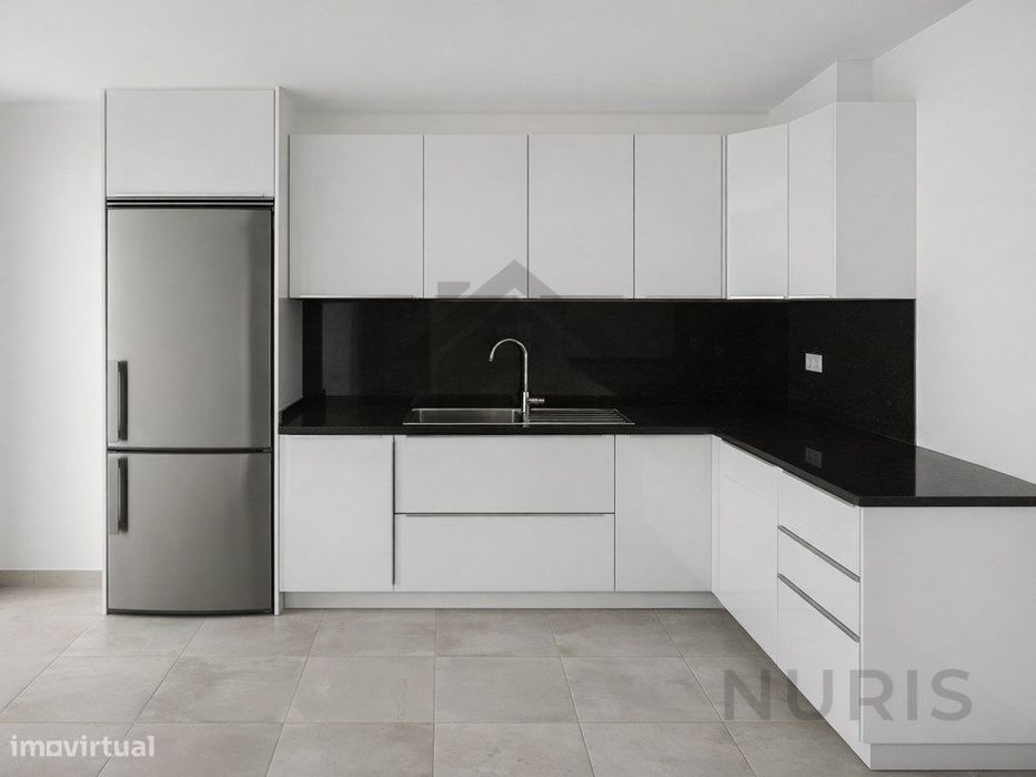 Moradia T3+1 Remodelada para Venda em Portimão - Rentabilidade gara...