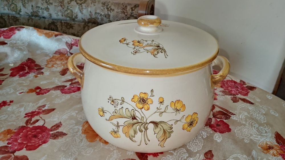 Кастрюля глиняна, кераміка