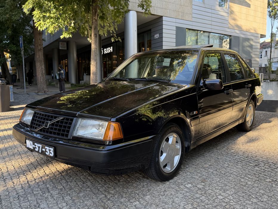 Vendo Volvo 440 Turbo 1700cc  de 1990 121milkm