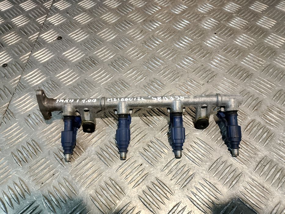 Listwa Wtryskowa + Wtryski 0280156067 Toyota Yaris I 1  1.0 B