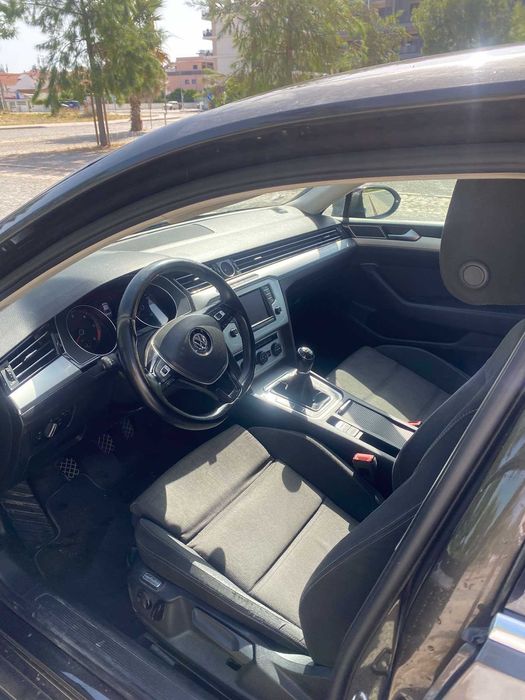 Volkswagen Passat — fotografia 10