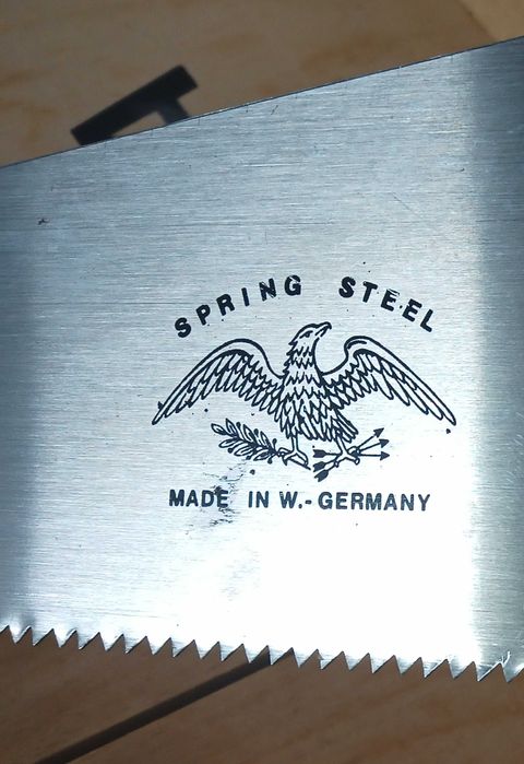 Serra para corte sancas e rodapés