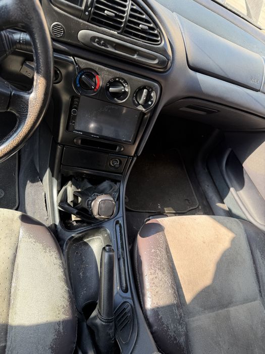 Автомобіль Ford Mondeo 1996