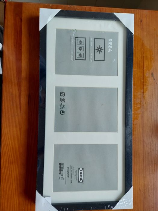 Moldura IKEA nova