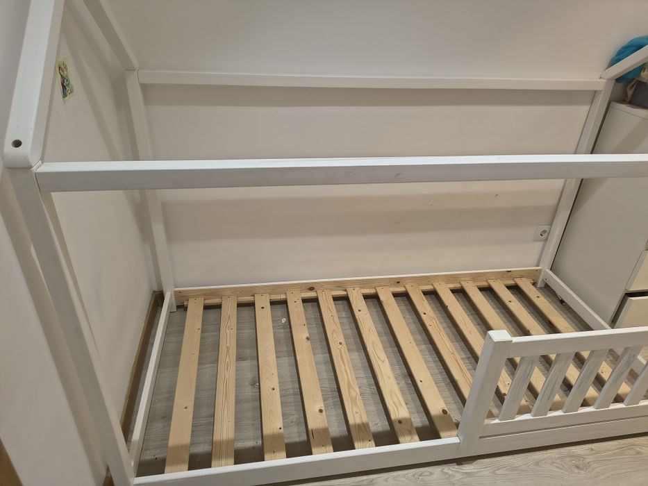 Cama de criança com 2metros por 90