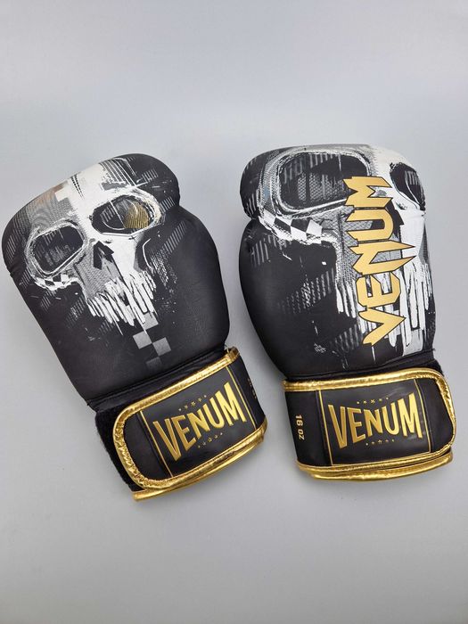 Rękawice Bokserskie VENUM SKULL 16OZ