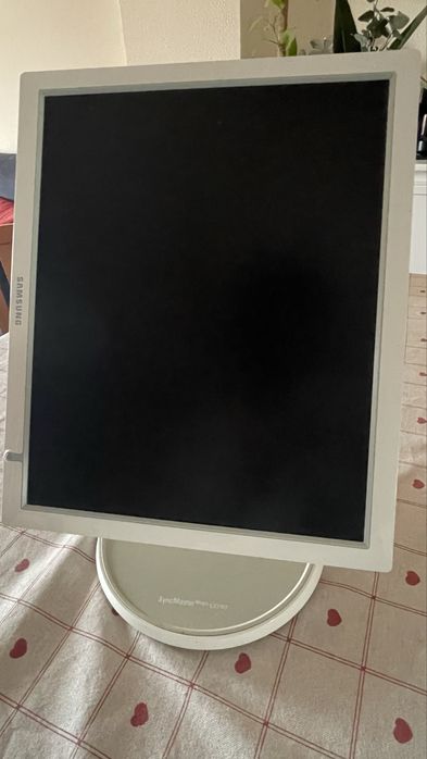 Monitor Samsung SyncMaster CX718T 2006