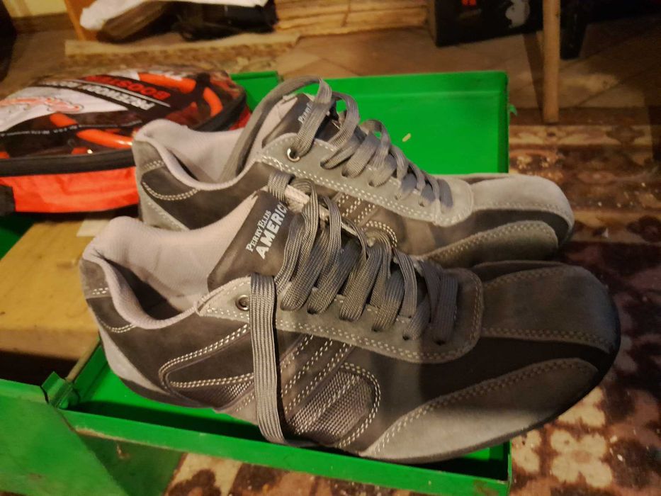 FAJNE Buty Na Lato Nr 44