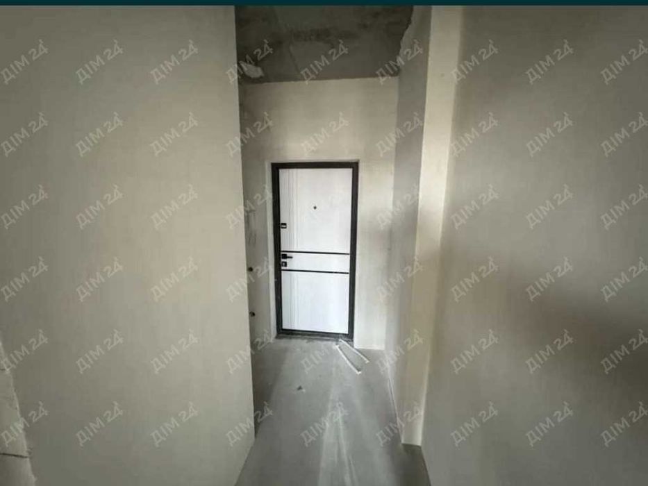 ЖК Пелюстковий, велика однокімнатна на середньому поверсі!