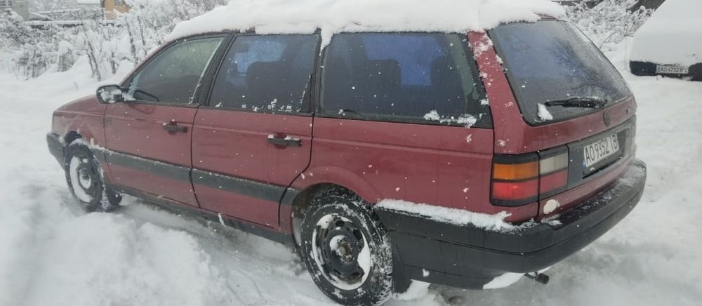 Продам Volkswagen Passat B3 універсал.
На ходу, мотор працює, коробка